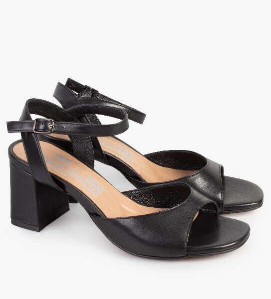 Босоніжки жіночі ModaMilano 8301763_(1) - жіноче взуття від Moda Milano